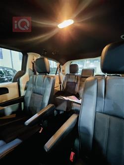 Dodge Caravan